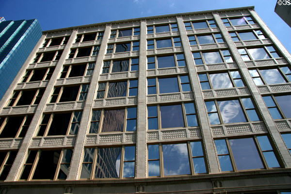 Palace Clothing Co. (1924) (8 floors) (1128 Grand Blvd.). Kansas City, MO. Style: Chicago Style. Architect: Frederick E. McIlvain.