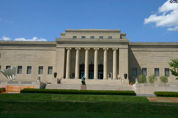 Nelson-Atkins Museum of Art (1930-3). Kansas City, MO. Style: Beaux Arts. Architect: Wight & Wight.