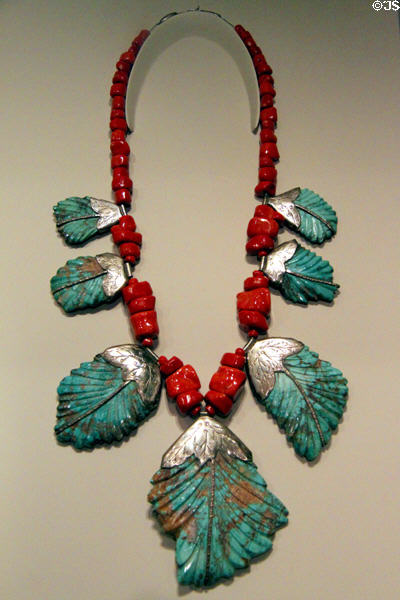 Zuni leaf necklace c1935 by Keekya Deyuse of New Mexico at Nelson-Atkins Museum. Kansas City, MO.