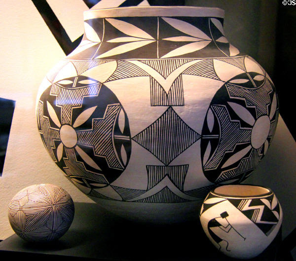 Ceramic jar & vases (1960-70s) from Santa Clara & Ancoma Pueblos, NM at Museum of Anthropology of University of Missouri. Columbia, MO.