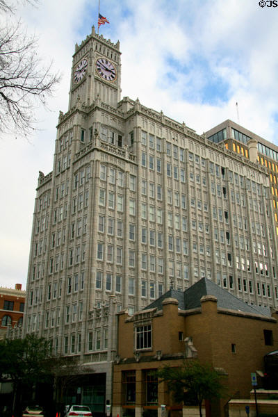 Lamar Life Building (1924-5) (10 floors) (317 E Capitol St.). Jackson, MS. Style: Skyscraper Gothic. Architect: Wyatt C. Hedrick & Co..
