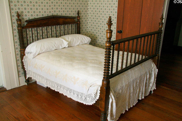 Bed with turned posts in Oaks House Museum. Jackson, MS.