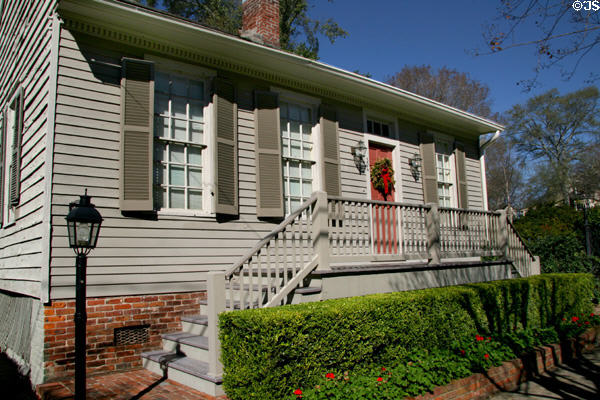 Federal-style house (c1796) (306 Pearl St.) with men's & women's staircases. Natchez, MS.