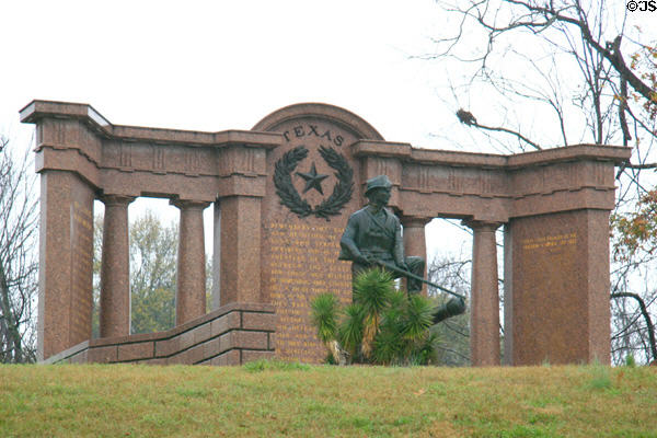 Texas State Memorial (1963) by Maurer architects & sculpture by Herring Coe. Lundgren. Vicksburg, MS.