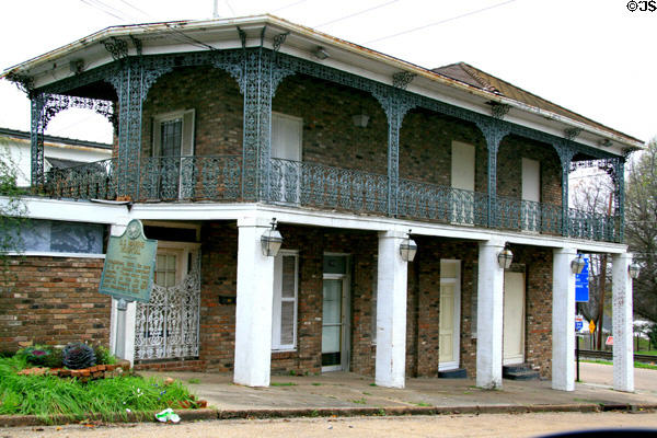 Galleried building at Corner of Oak & Speed Sts. Vicksburg, MS.