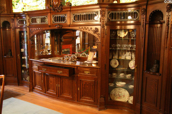 Dining Room on Dining Room Cabinets In Moss Mansion  Billings  Mt