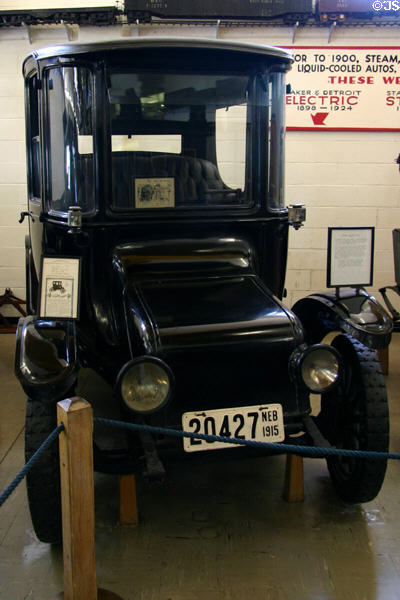 Wood's Electric Auto (1915) at Warp Pioneer Village. Minden, NE.