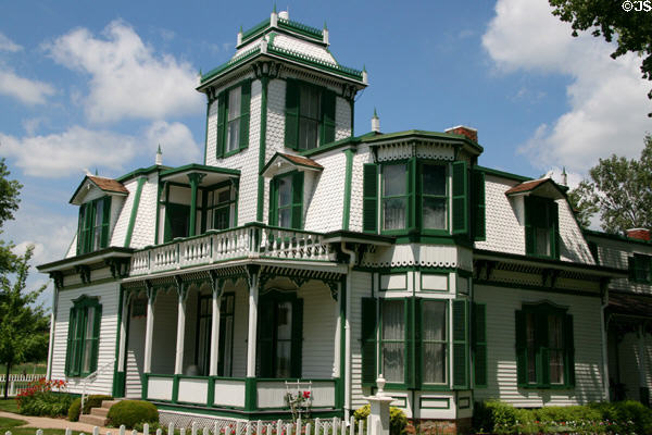 Scout's Rest (1886) built by William F. "Buffalo Bill" Cody at cost of $3,900. North Platte, NE. Style: Second Empire with Italianate & Eastlake features. On National Register.
