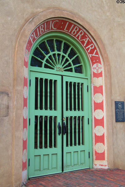 Public Library entrance adjacent to Palace of the Governors. Santa Fe, NM.
