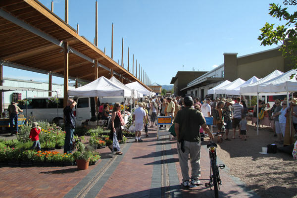 Sunday Santa Fe Farmers Market in Railyard district. Santa Fe, NM.
