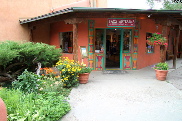 Taos Artisans Cooperative Gallery (107 Bent St.). Taos, NM.