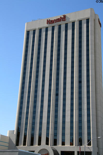Harrah's Reno - East Tower (1995) (26 floors) (175 E. 2nd St.). Reno, NV.