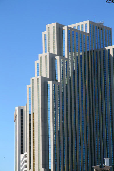 Silver Legacy Resort & Casino (1995) (38 floors) (407 N. Virginia St.). Reno, NV. Architect: Urban Design Group.