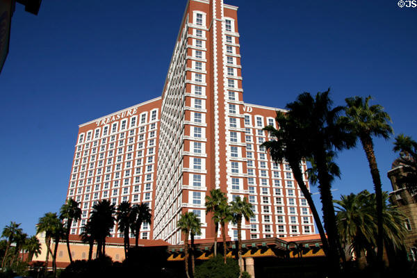 Treasure Island Hotel & Casino (1993) (36 floors) (3300 Las Vegas Blvd. South). Las Vegas, NV. Architect: Bergman, Walls & Assoc. + The Jerde Partnership.