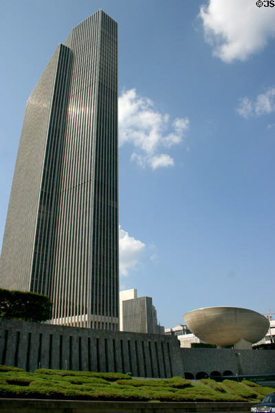 Erastus Corning Tower (1973) (42 floors) & The Egg on Empire Plaza. Albany, NY. Architect: Wallace K. Harrison.