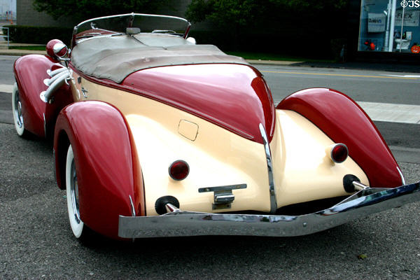 Tail of 1936 Auburn Speedster replica (1980s) at Buffalo Transportation Pierce-Arrow Museum. Buffalo, NY.