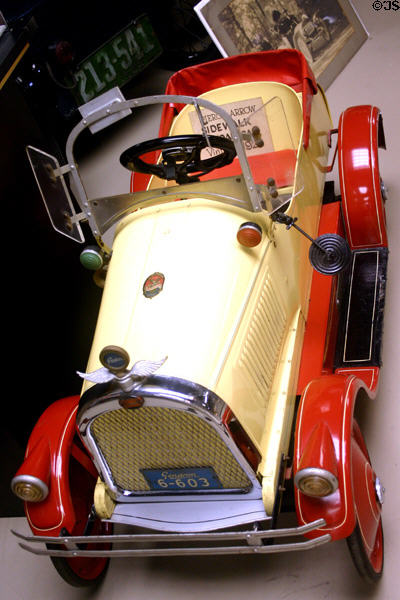 Pierce-Arrow sidewalk toy pedal car (1928) in Pierce-Arrow Museum. Buffalo, NY.