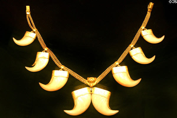 Set of tiger claws in necklace which belonged to Eleanor Roosevelt. Hyde Park, NY.