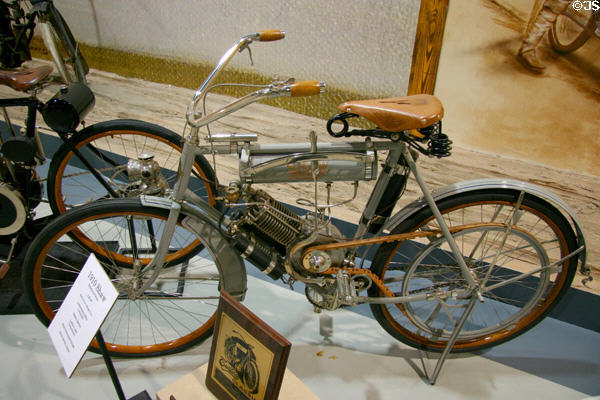 Shaw Single Cylinder Motorcycle (1910) from Kansas at Curtiss Museum. Hammondsport, NY.