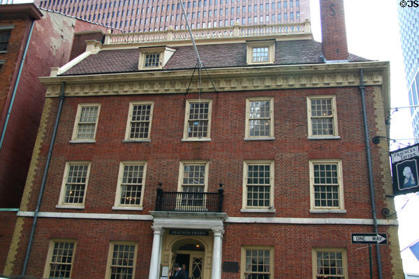 Fraunces Tavern where George Washington gave his farewell to army officers. NY.