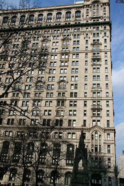 Trinity Building (1907) (111 Broadway). New York, NY. Style: Late Gothic Revival. Architect: Francis Hatch Kimball. On National Register.