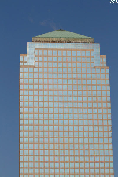 One World Financial Center (1985) (200 Liberty St.) (40 floors). NY.