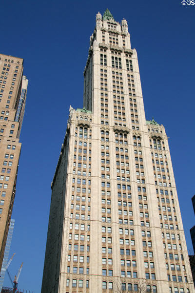 Woolworth Building (1913) (233 Broadway). New York, NY. Style: Tudor Revival. Architect: Cass Gilbert. On National Register.