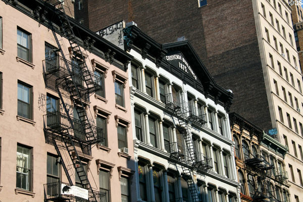 Grosvenor Building (1875) (39 White St.) in cast iron district. New York, NY.