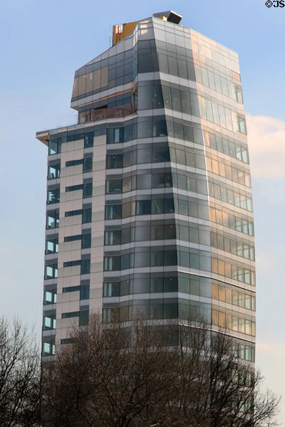 Cooper Square Hotel (2008) (25-33 Cooper Square) (23 floors). New York, NY. Architect: Perkins Eastman Architects P.C. + Carlos Zapata Studio.