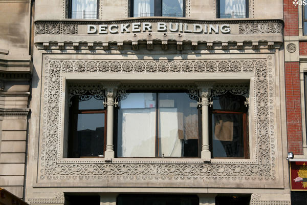 Precursor of Chicago style Decker Building window (Edelmann was mentor of Louis Sullivan) on Union Square. New York, NY.
