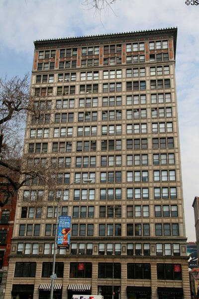 Everett Building (1908) (200 Park Ave. S.) (16 floors). New York, NY. Style: Chicago Style. Architect: Goldwin Starrett & Van Vleck.