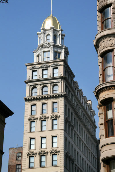 Sohmer Piano Building (1897) (170 Fifth Ave.) (13 floors). New York, NY. Style: The Beaux-Arts. Architect: Robert Maynicke.