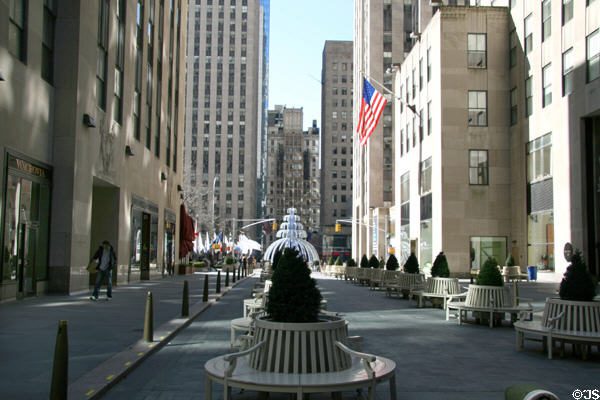 Walkway through Rockefeller Center. New York, NY.