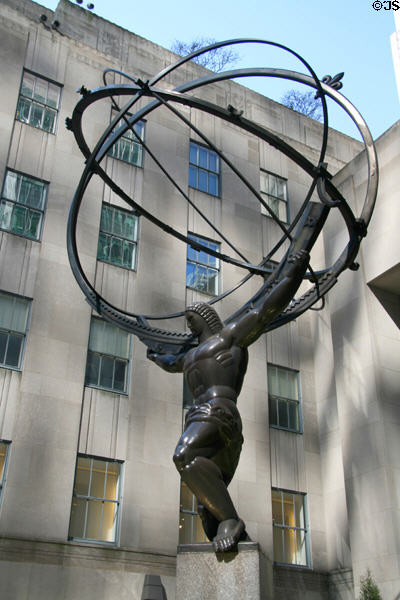 Atlas sculpture (1937) by Lee Lawrie at Rockefeller Center on Fifth Ave. New York, NY.