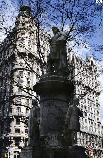 Giuseppe Verdi statue (1906) by Pasquale Civiletti (Broadway at 74th St.) in Verdi Square. New York, NY.