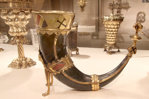 Cow or bison drinking horn with silver mounts (1436) from Nuremberg, Germany at Metropolitan Museum of Art. New York, NY.