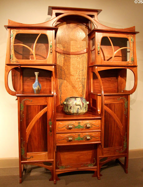 Art Nouveau cabinet-vitrine (1899) by Gustave Serrurier-Bovy of Liege, Belgian at Metropolitan Museum of Art. New York, NY.