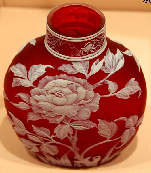 Peonies glass vase (c1885) cameo cut by George Woodall for Thomas Webb & Sons of Stourbridge, England at Metropolitan Museum of Art. New York, NY.