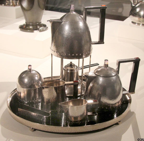 Tea service (c1910) by Josef Hoffmann for Wiener Werkstätte at Metropolitan Museum of Art. New York, NY.