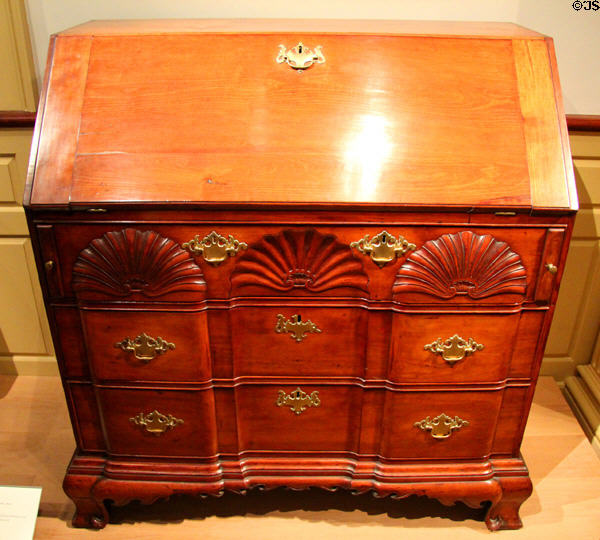 Desk (1760-1800) from Norwich, CT at Metropolitan Museum of Art. New York, NY.