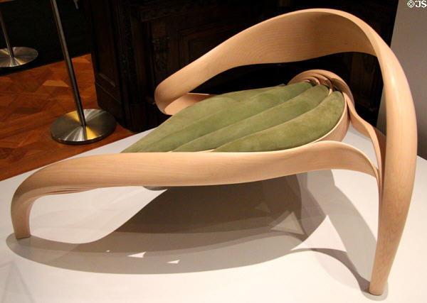 Enignum Free Form Chair (2014) by Joseph Walsh at Cooper Hewett Museum. New York City, NY.