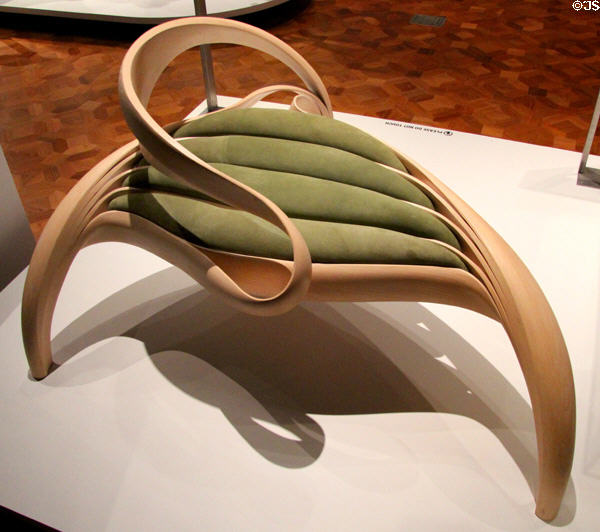 Enignum Free Form Chair (2014) by Joseph Walsh at Cooper Hewett Museum. New York City, NY.