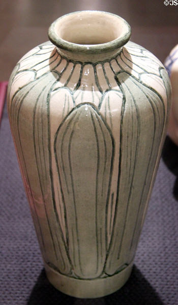 Earthenware vase (1902-4) by Sabina Elliott Wells of Newcomb Pottery, New Orleans, LA at Brooklyn Museum. Brooklyn, NY.