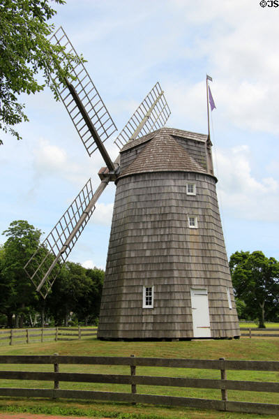 Gardiner Windmill (1804) built by Nathaniel Dominy V which operated until about 1900. East Hampton, NY.