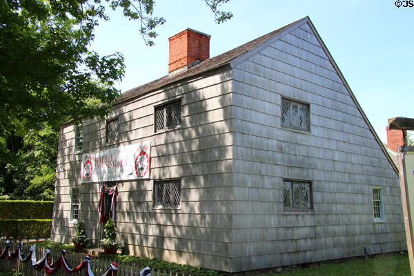 Saltbox house (1680) at Thomas Halsey Homestead (c1648) (249 S. Main St.) built as part of Puritan settlement. South Hampton, NY. Style: Colonial saltbox.