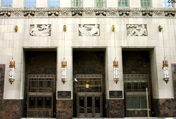Cincinnati Bell Telephone Building (1931) (209 W Seventh St.). Cincinnati, OH. Style: Art Deco. Architect: Harry Hake Sr.. On National Register.