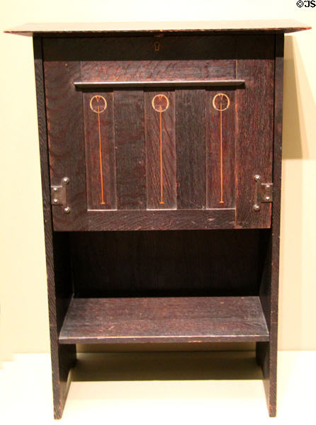 Arts & Crafts desk (1903) by Gustav Stickley of Syracuse, NY at Cincinnati Art Museum. Cincinnati, OH.