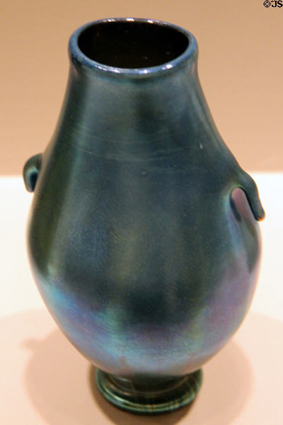 Glass vase (1893-7) by Louis Comfort Tiffany of Tiffany Glass & Decorating Co. at Cincinnati Art Museum. Cincinnati, OH.