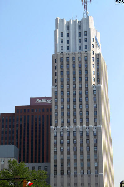 First Merit Tower (1931) (27 floors) (106 S. Main St.). Akron, OH. Style: Art Deco. Architect: Walker & Weeks.
