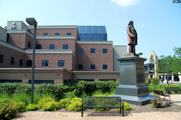 Business Administration Building (1991) at University of Akron, with statue of Simon Perkins. Akron, OH.